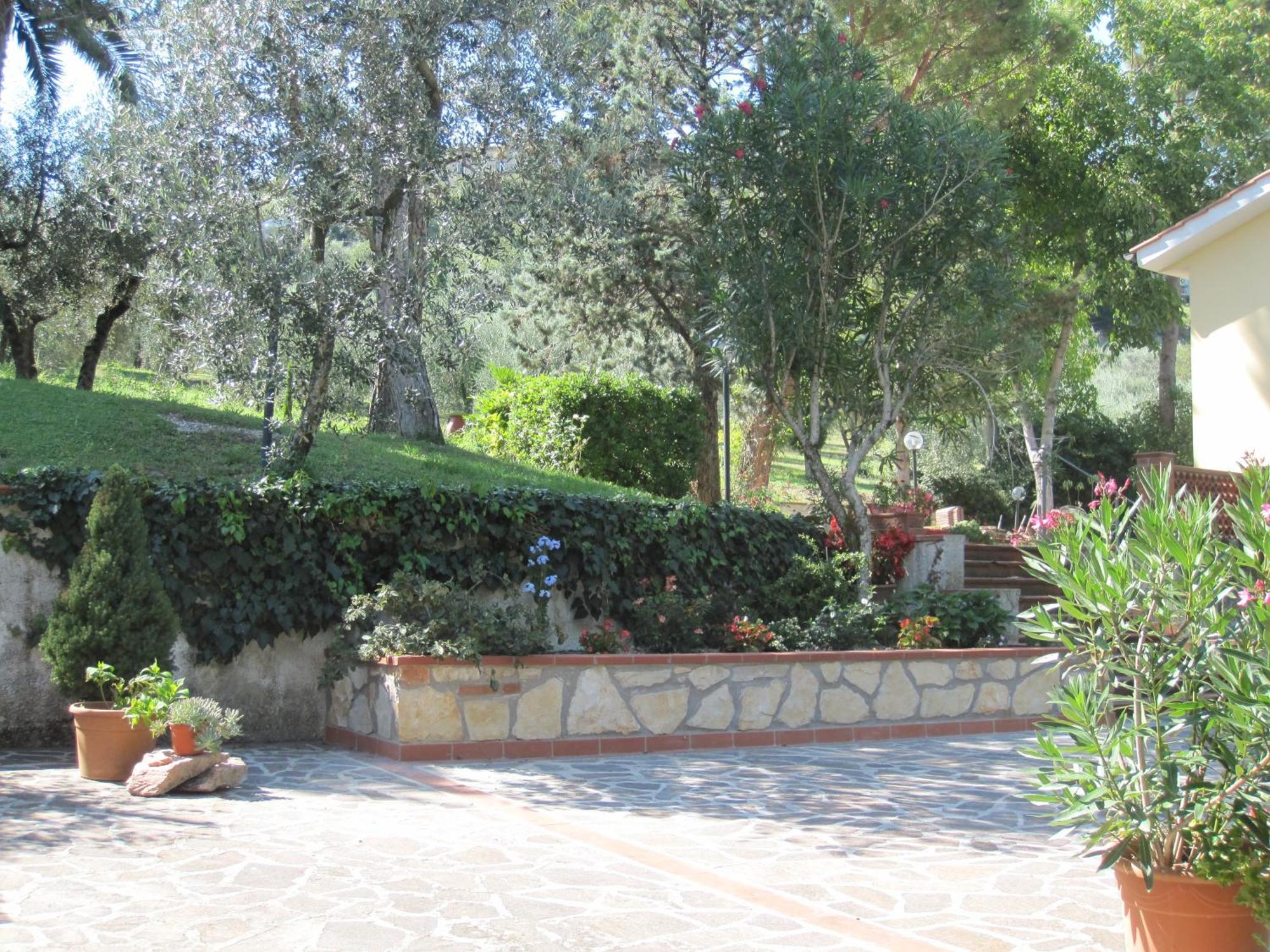 Valle Degli Ulivi Appartamento Terni Exterior photo
